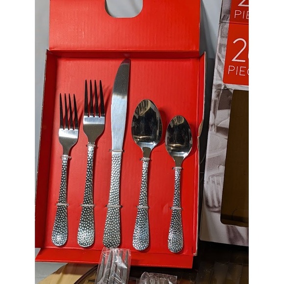 EuroHome 20 Piece Set Service for 4 18/0 Stainless Steel Hammered Silverware New - Picture 2 of 6